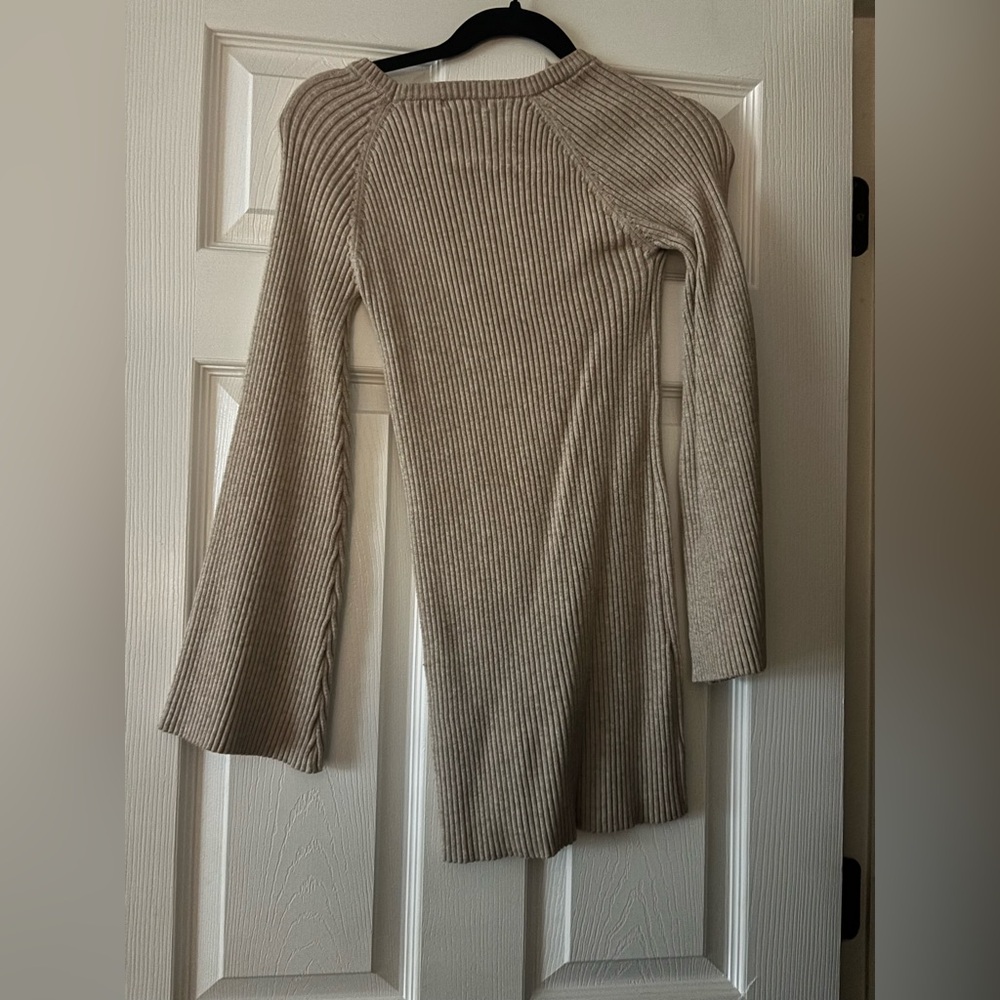 EARTHBOUND Beige Ribbed Knit dess - Picture 3 of 3
